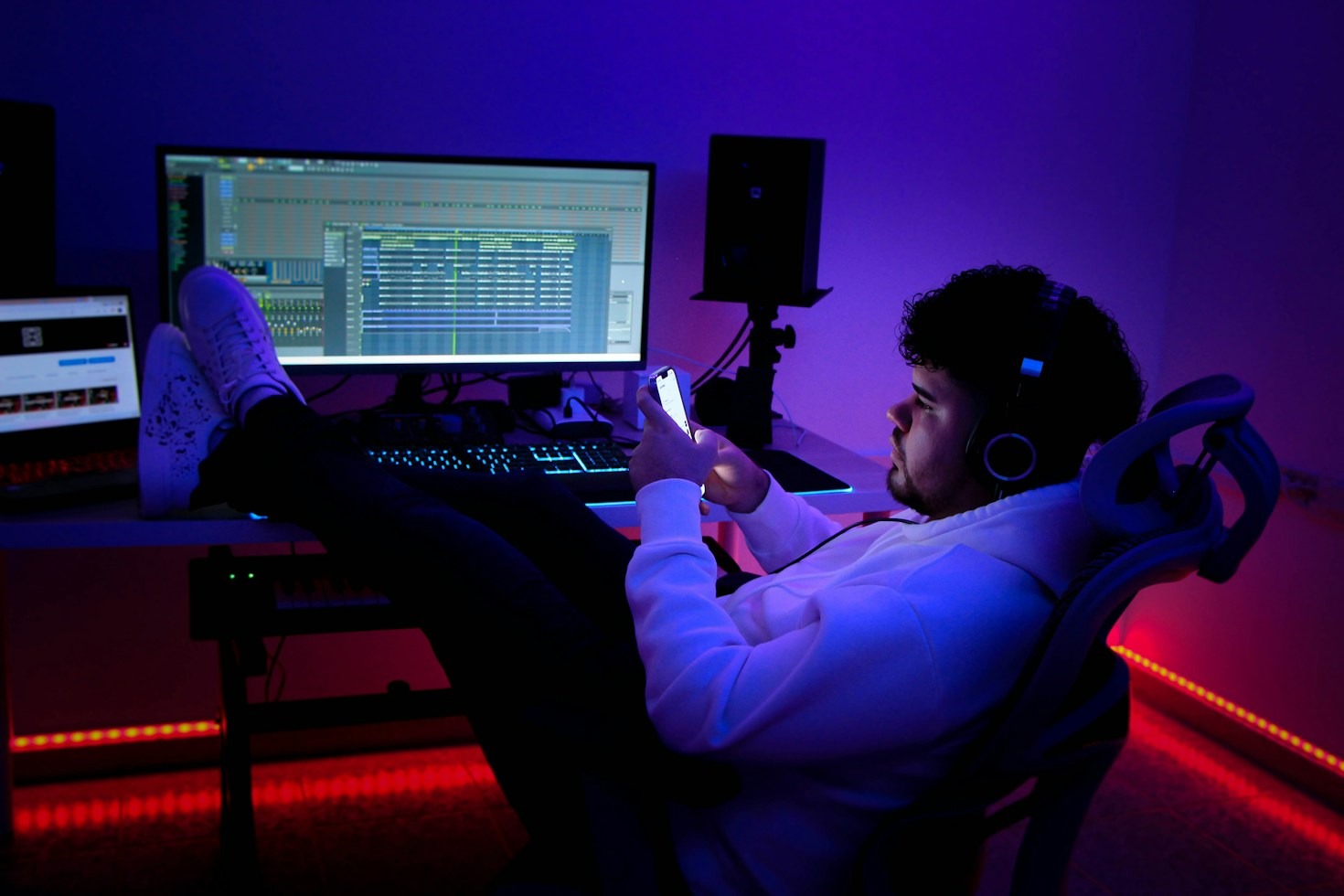 The Evolution of an Independent Artist in Modern Media